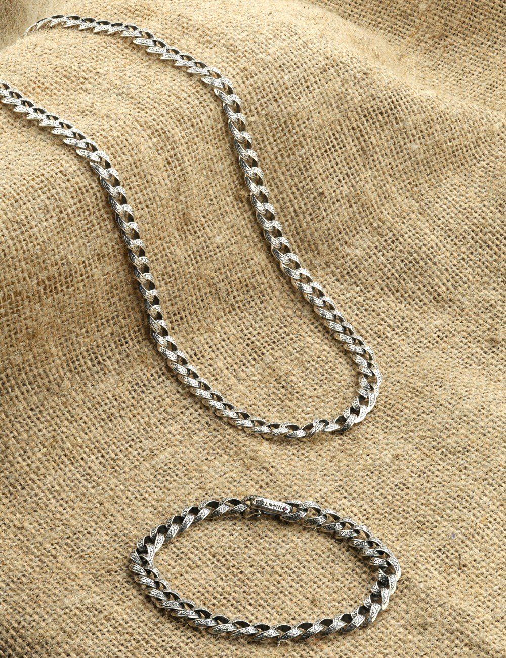 Цепь из серебра c рубином