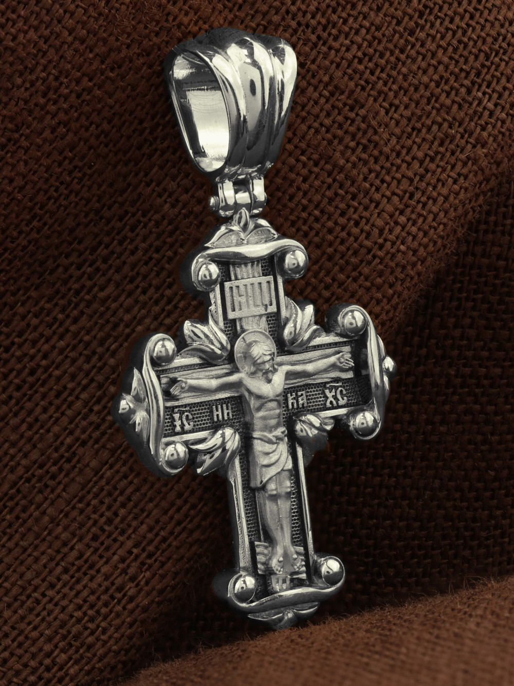 Крест из белого золота 585 пробы