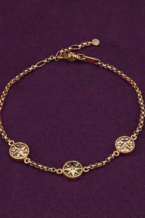 Браслет из золота c бриллиантами, малахитом и перламутром