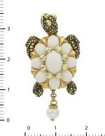 Подвеска из лимонного золота c эмалью, жемчугом и бивнем мамонта