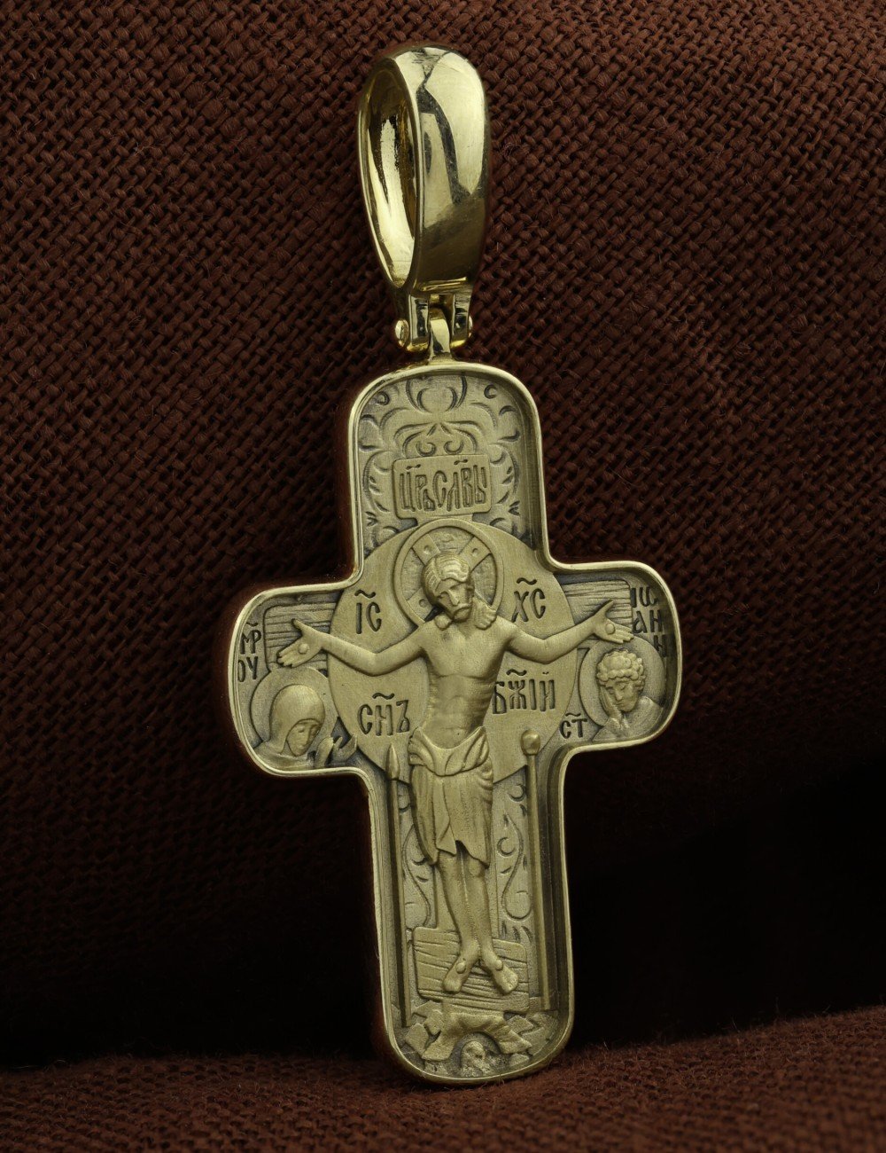 Крест из зелёного золота