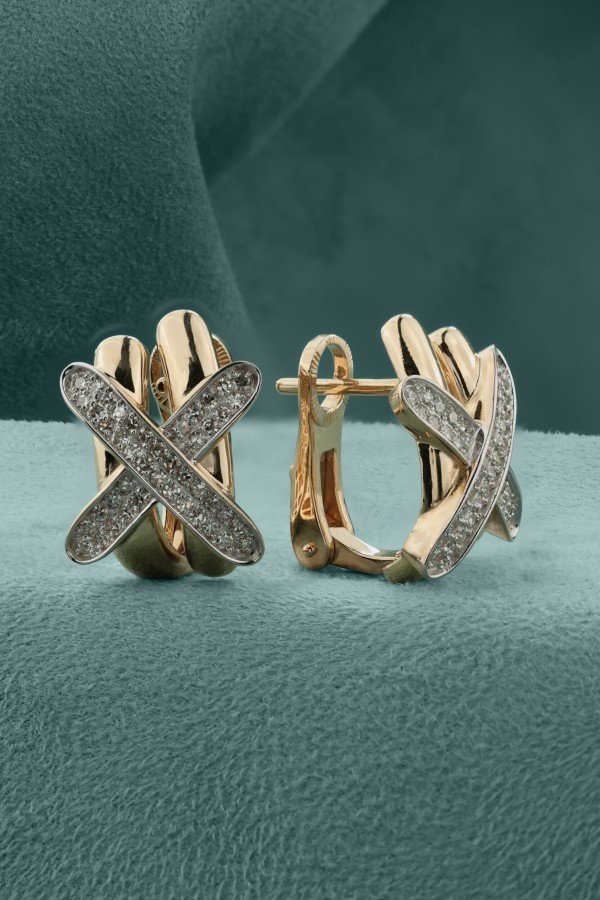 Серьги из золота c бриллиантами