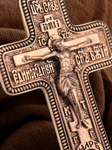 Крест из красного золота 585 пробы