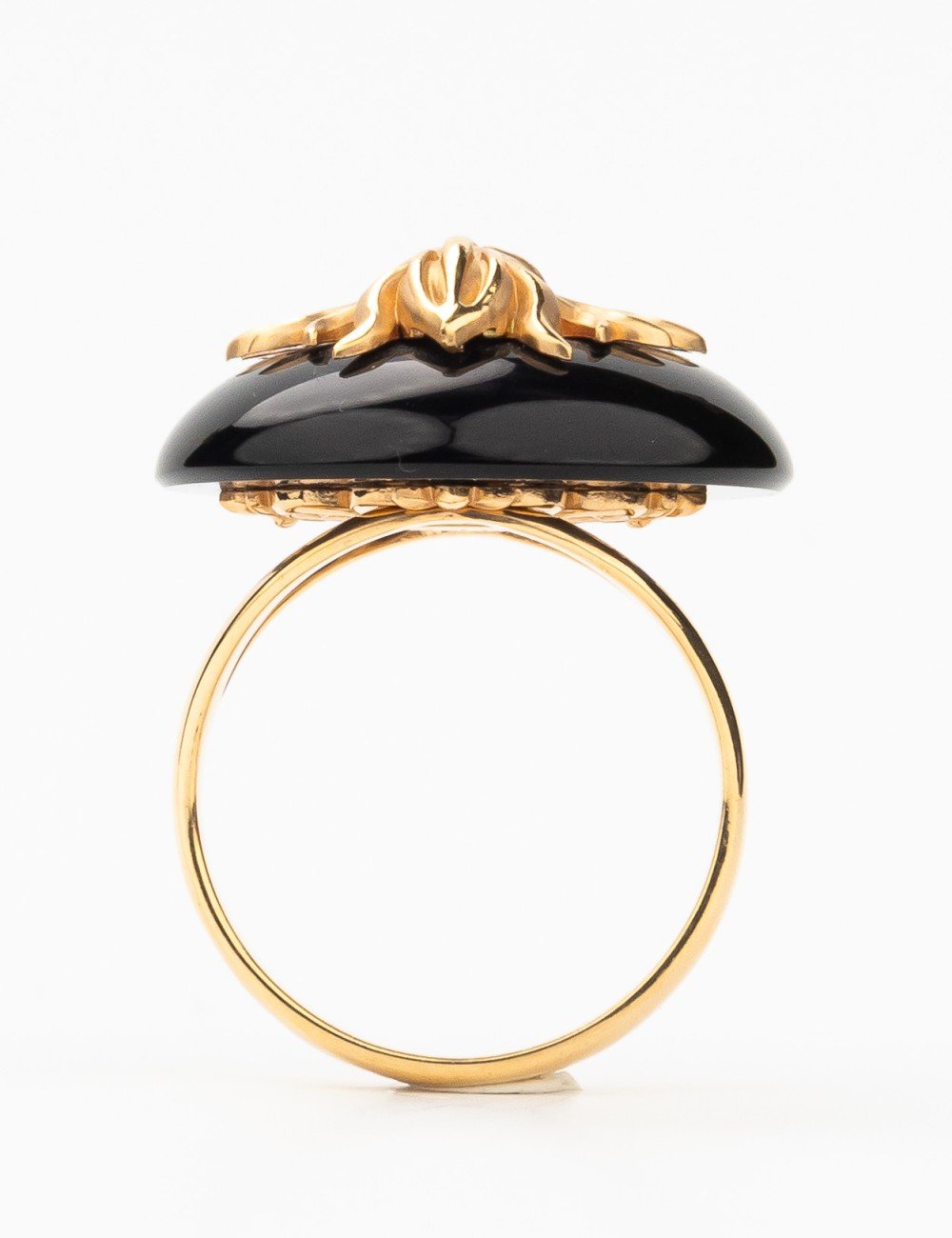 Кольцо из золота c ониксом