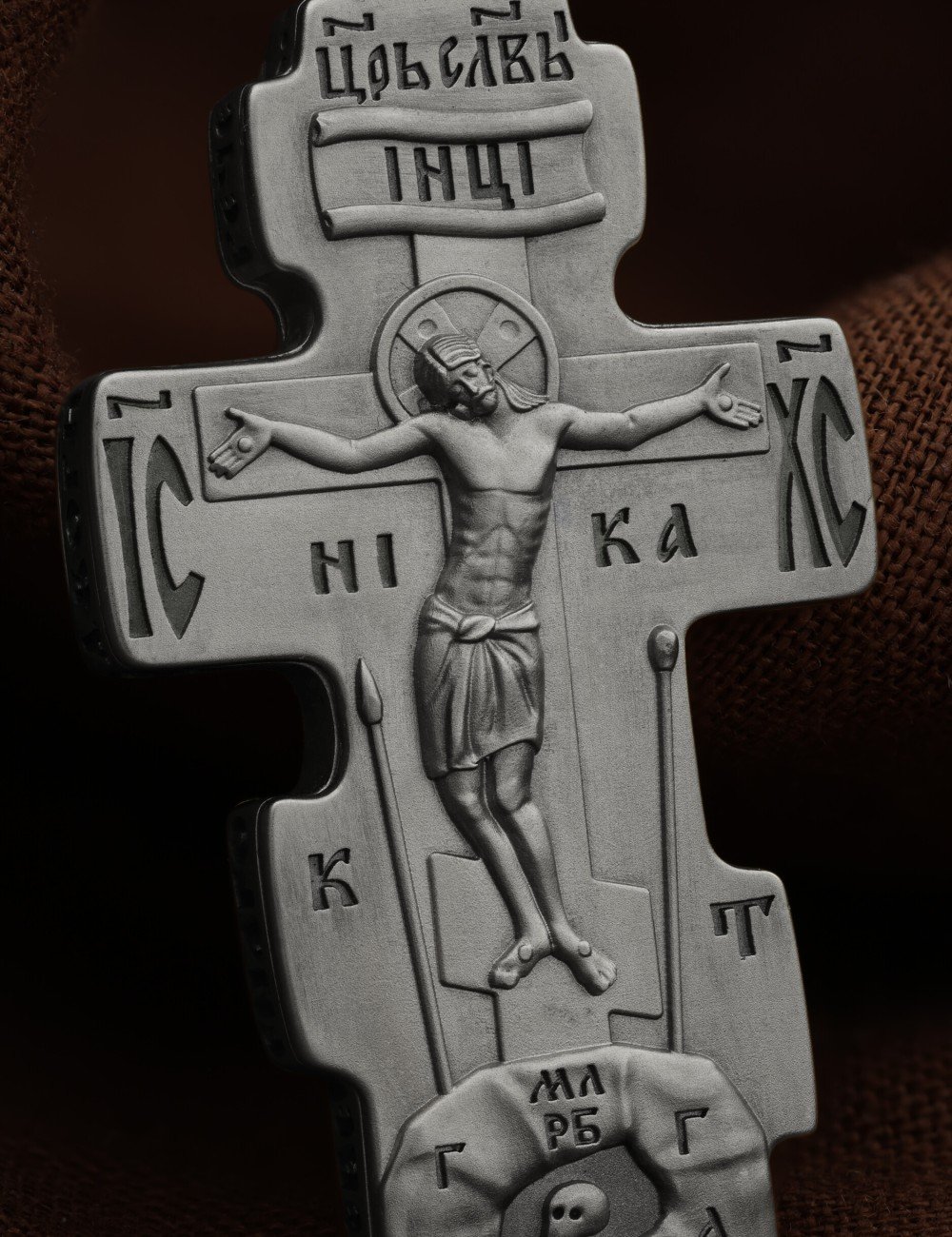 Крест из белого золота