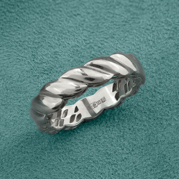 Кольцо из белого золота 585 пробы