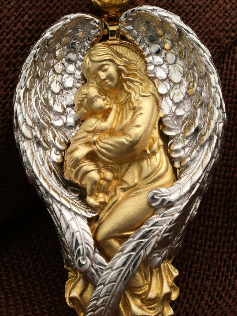 Нательная икона из лимонного золота 585 пробы