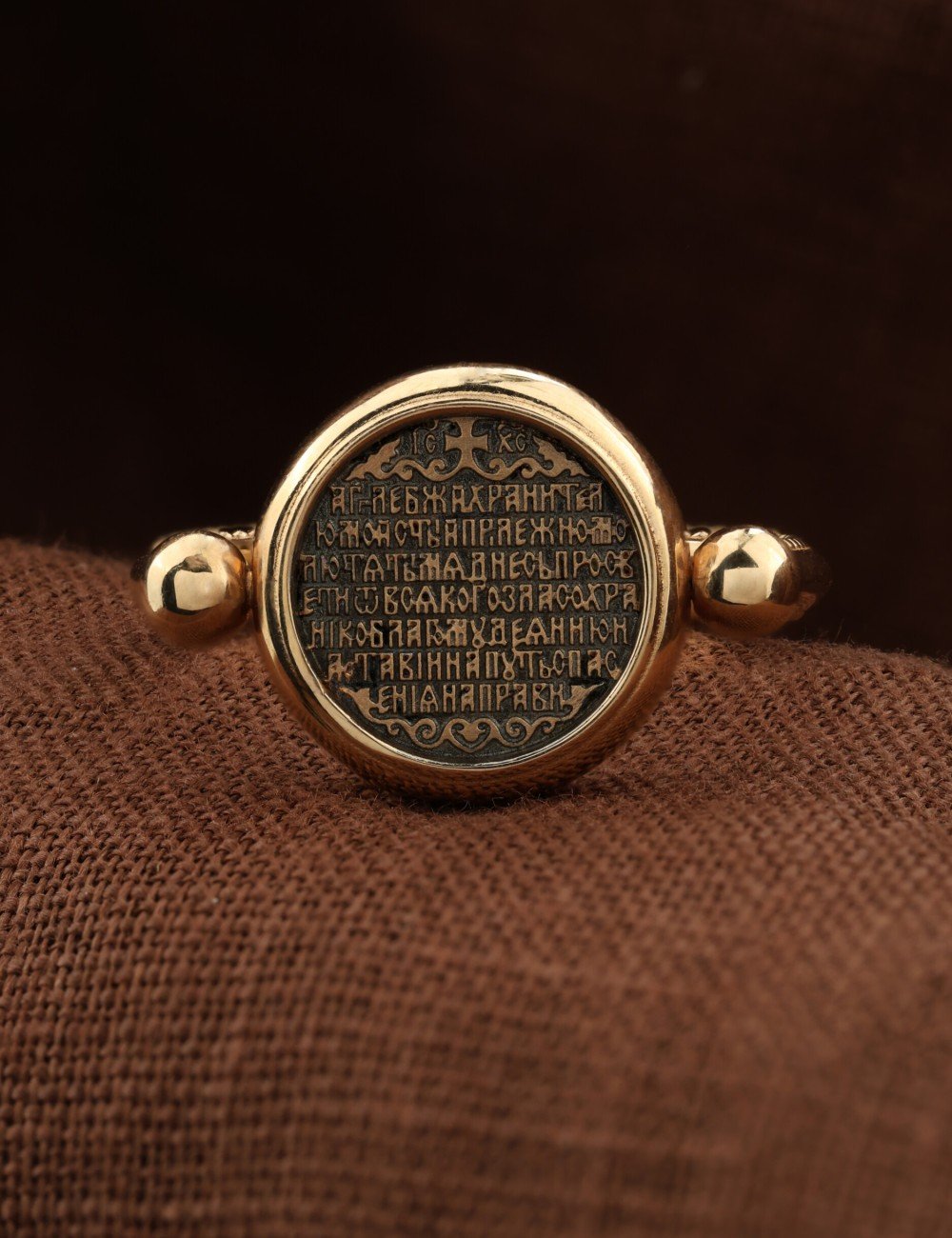 Кольцо из золота