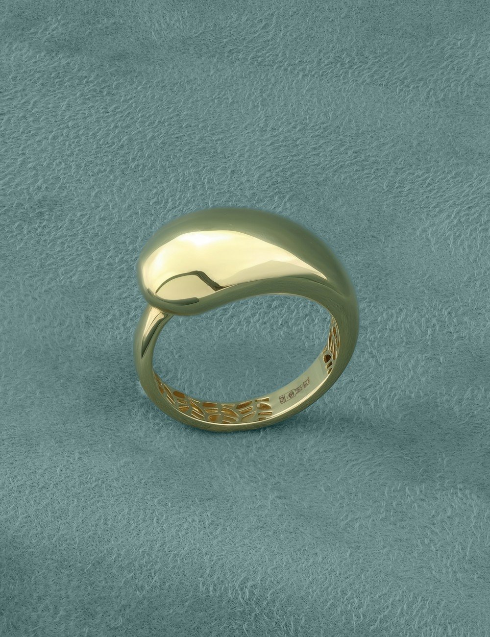Кольцо из лимонного золота