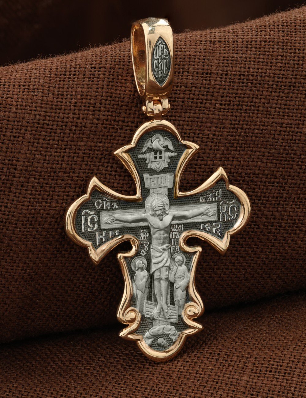 Крест из золота