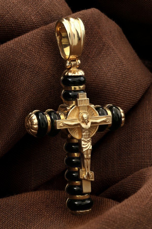 Крест из лимонного золота c ониксом