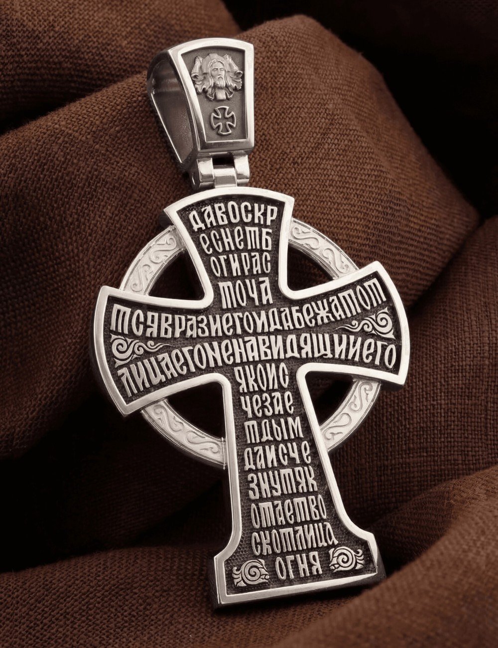 Крест из белого золота