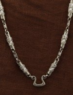 Цепь из белого золота c эмалью и бивнем мамонта